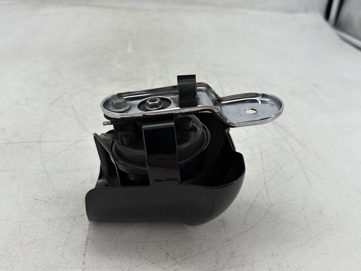 2018 Harley Road Glide Touring FLTRXS OEM Horn Signal Klaxon Chrome Cover