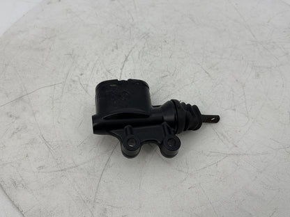 2007 - 2016 Harley-Davidson Touring Electra Glide Ultra Rear Brake Master Cylinder Reservoir