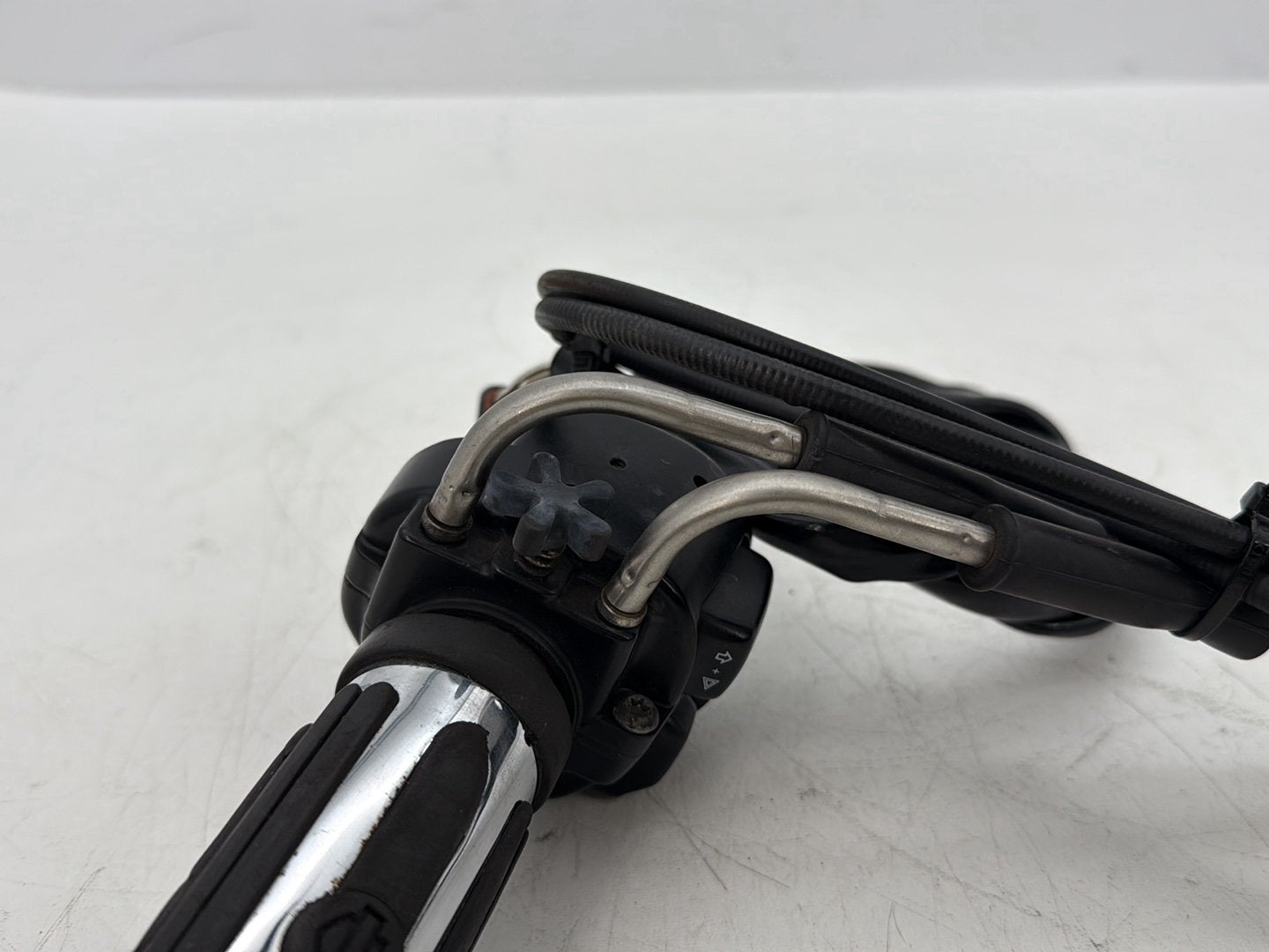 2002 Harley Dyna FXD Super Glide OEM Right Engine Start Kill Switches Controls