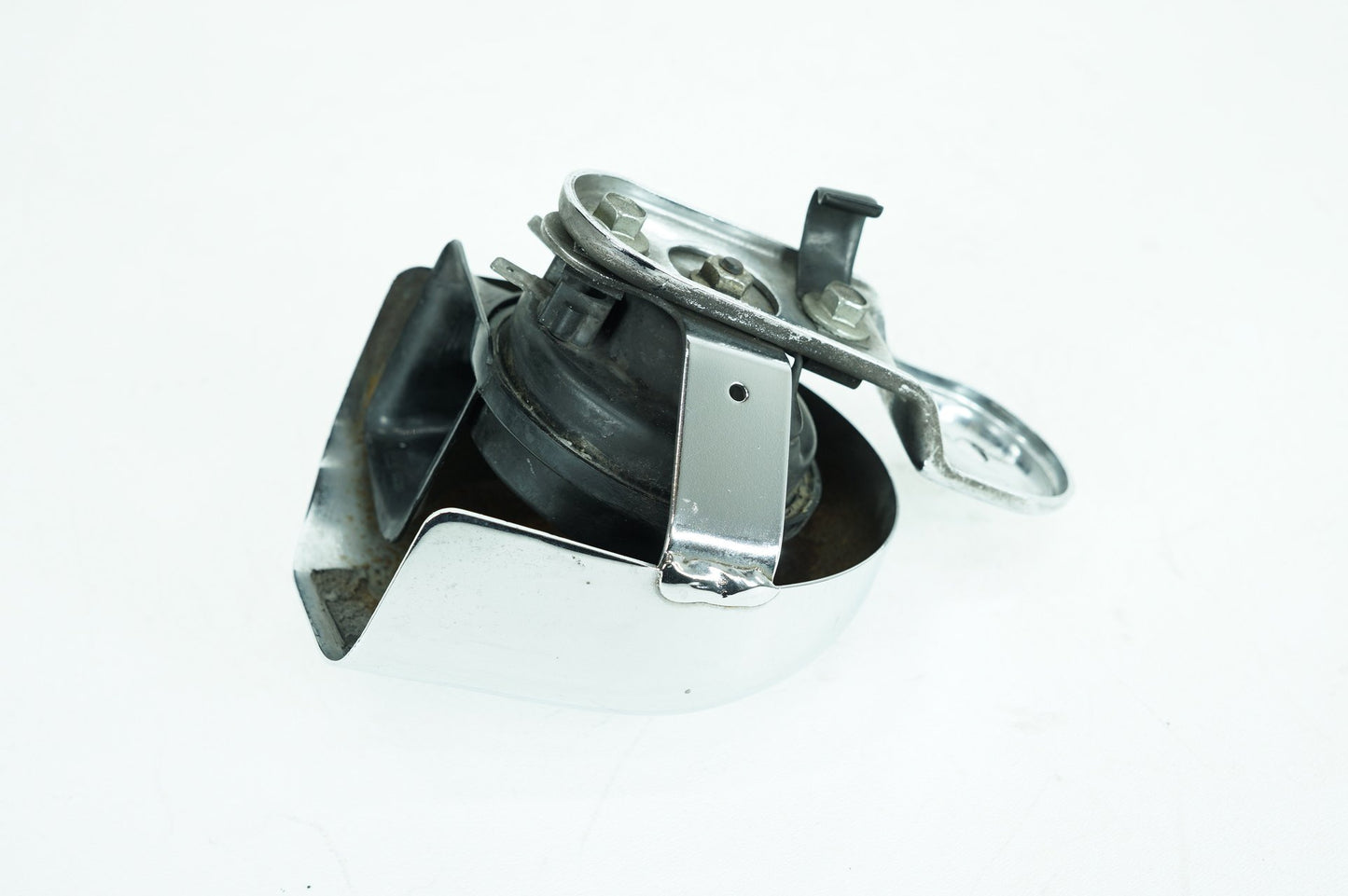 2008 - 2016 Harley-Davidson Touring Street Glide Horn Signal Klaxon Chrome Cover 69012-93A