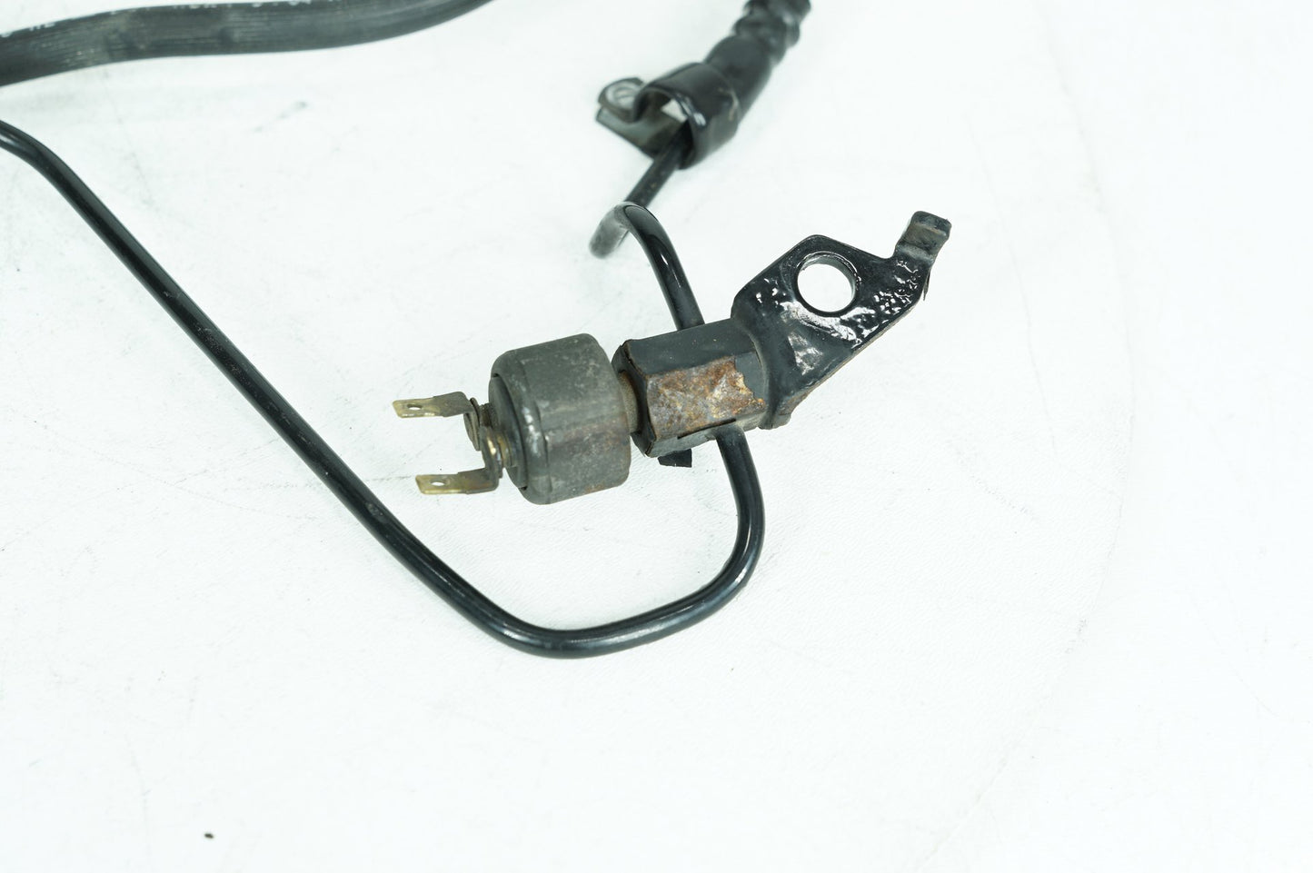 2004 - 2013 Harley-Davidson Sportster Custom Rear Brake Hose Line Pipe  	44429-04