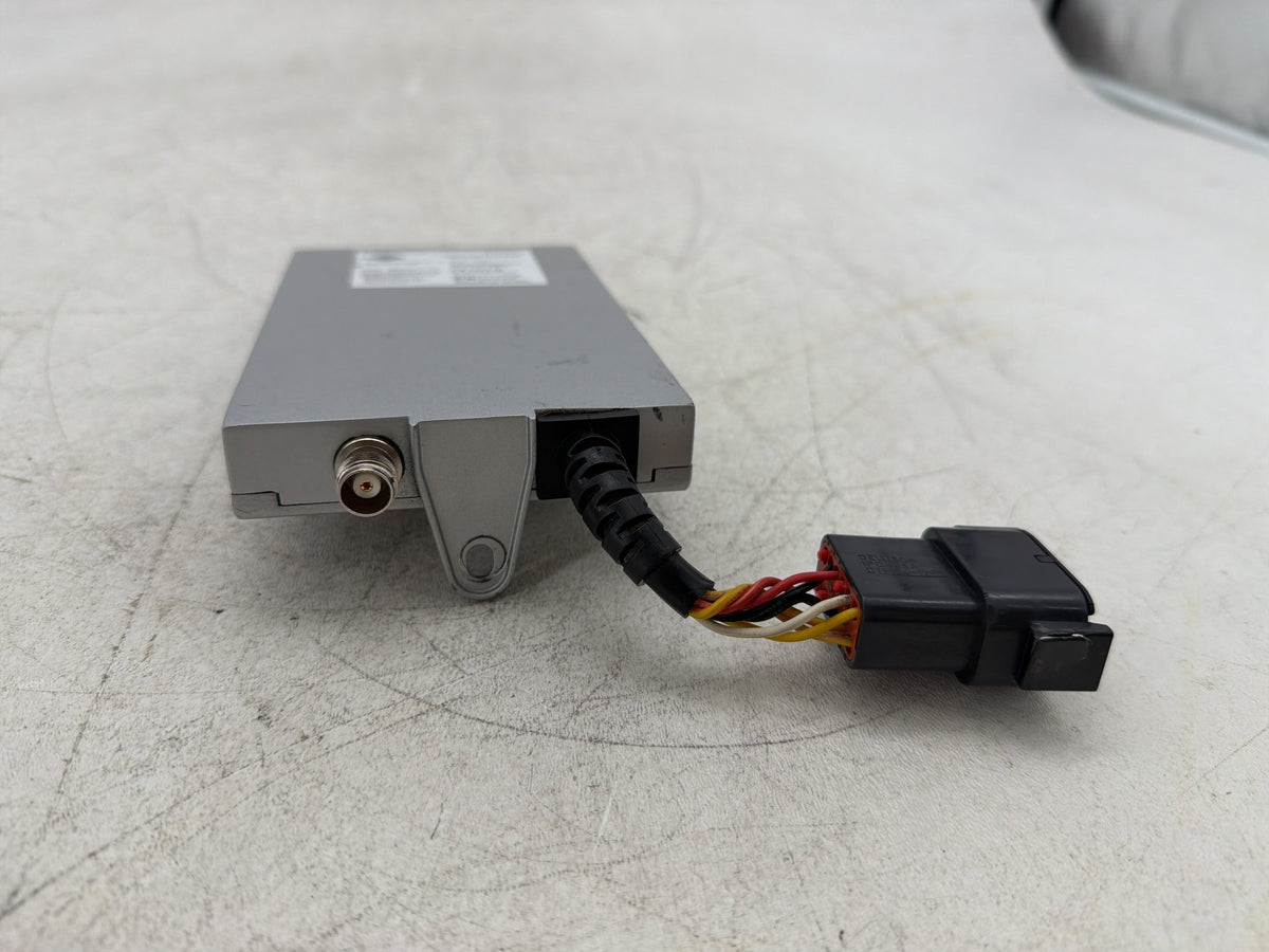 2009 Harley Electra Glide Touring CVO Eagle OEM CB Harman Kardon Radio Module