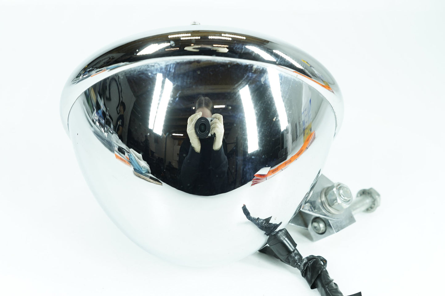 1999 - 2006 Harley-Davidson Dyna Wide Glide Headlight Headlamp Head Light Halogen  	67777-80A