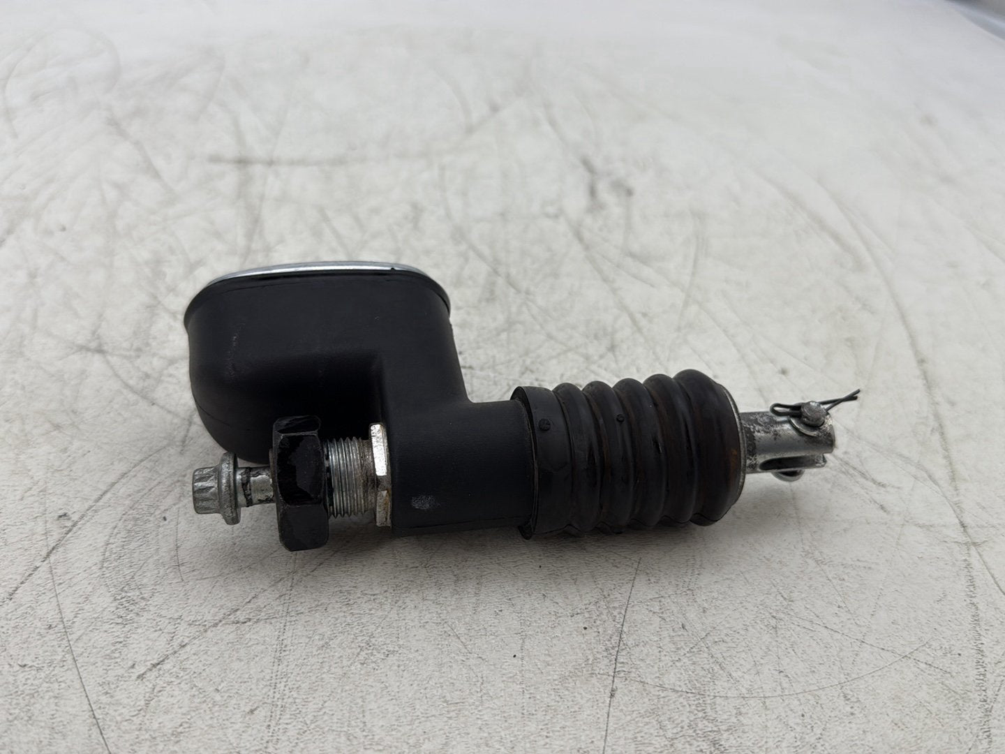 2007 Harley Electra Glide Touring Ultra OEM Rear Brake Master Cylinder Reservoir