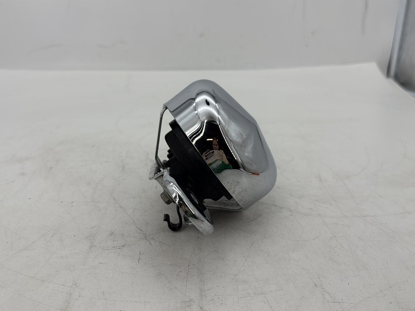 2008 Harley Touring FLHTCU Electra Glide Ultra OEM Horn Signal Klaxon Chrome Cover