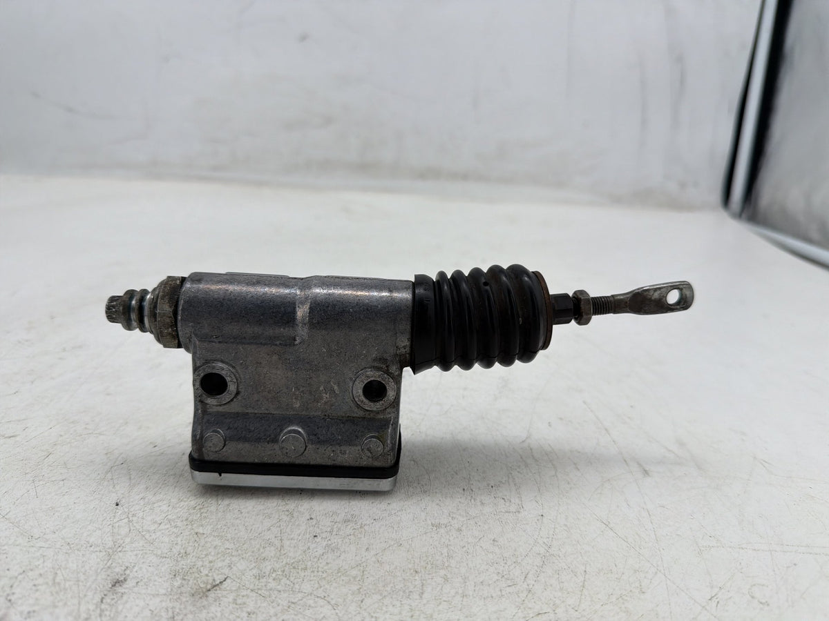 1991 Harley Sportster 883 Deluxe XLH883 OEM Rear Brake Master Cylinder Reservoir
