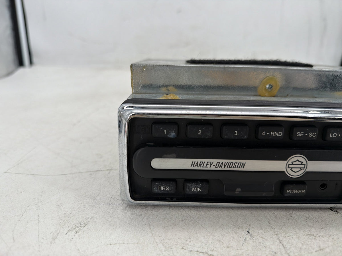 2004 Harley Electra Glide CVO Screamin Eagle Harman Kardon AM FM CD Radio Player