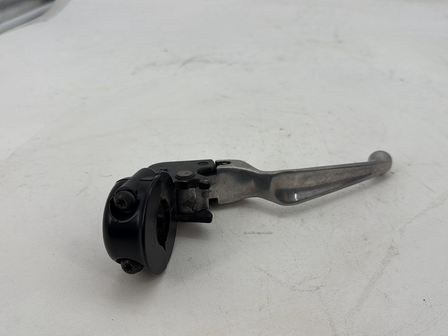 2007 Harley Street Glide Touring FLHX OEM Front Left Hand Clutch Control Lever