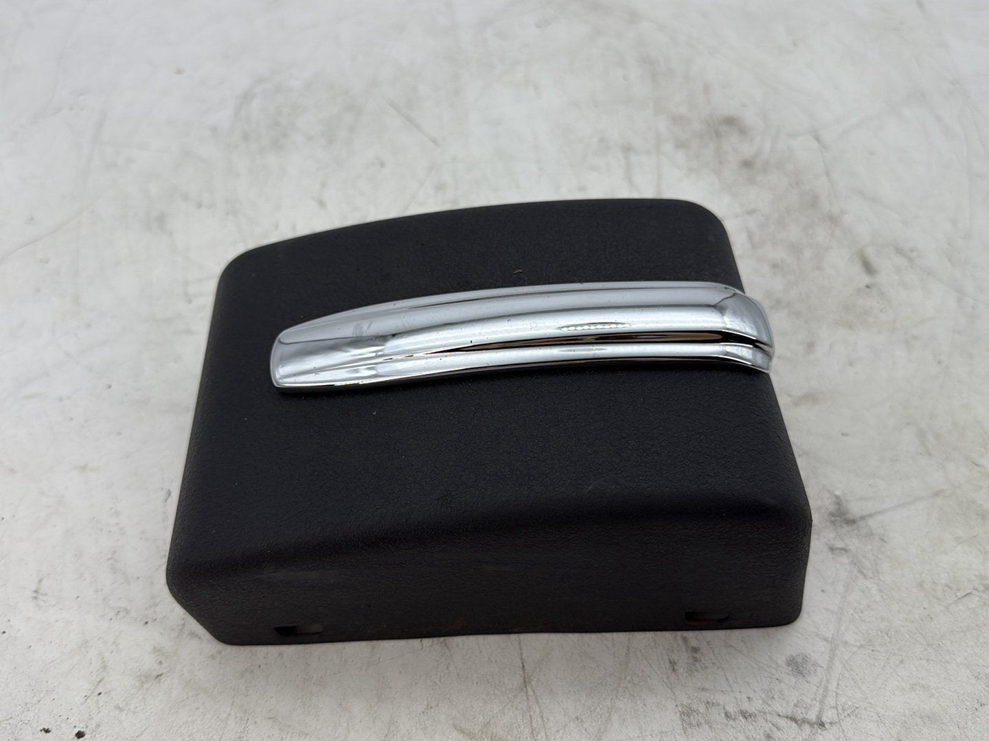 2012 Harley Dyna FXDF Fat Bob OEM Electrical Panel Holder Bracket Carrier Caddy