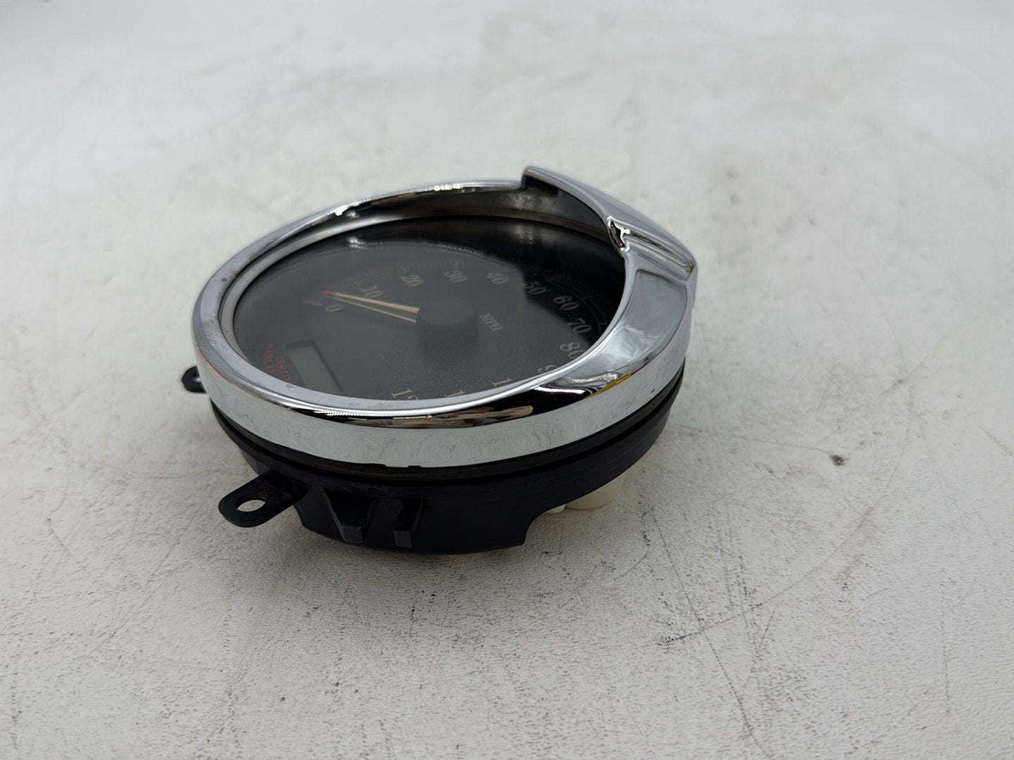 2006 Harley Dyna FXDWGI Wide Glide OEM Speedo Speedometer Gauge Cluster