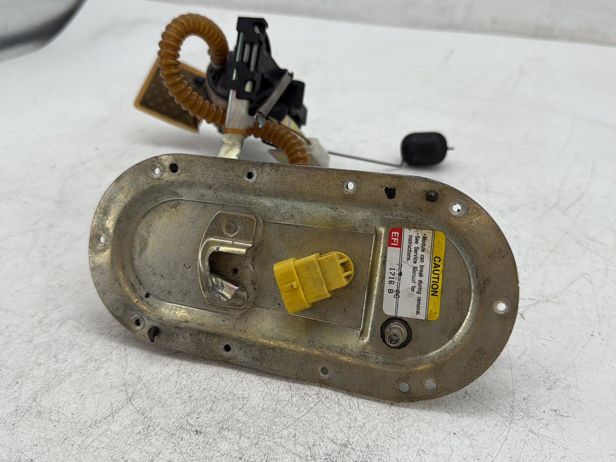2007 Harley Road King Touring FLHR OEM Fuel Pump Gas Gasoline Petrol Sending