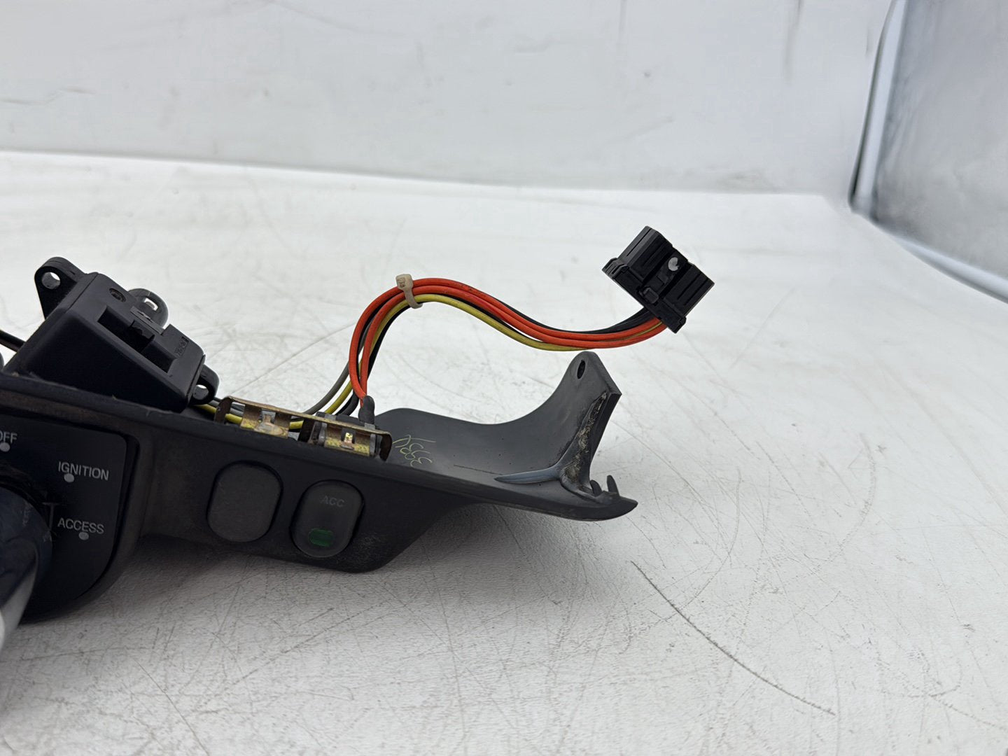 2006 Harley Electra Glide Touring Classic FLHTCI OEM Dash Ignition Cap Switch Lockset NO Key