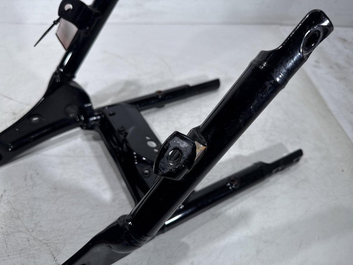 13 Harley Street Glide Touring FLHX OEM Rear Back Sub Frame Rail Bar 48079-09BHP