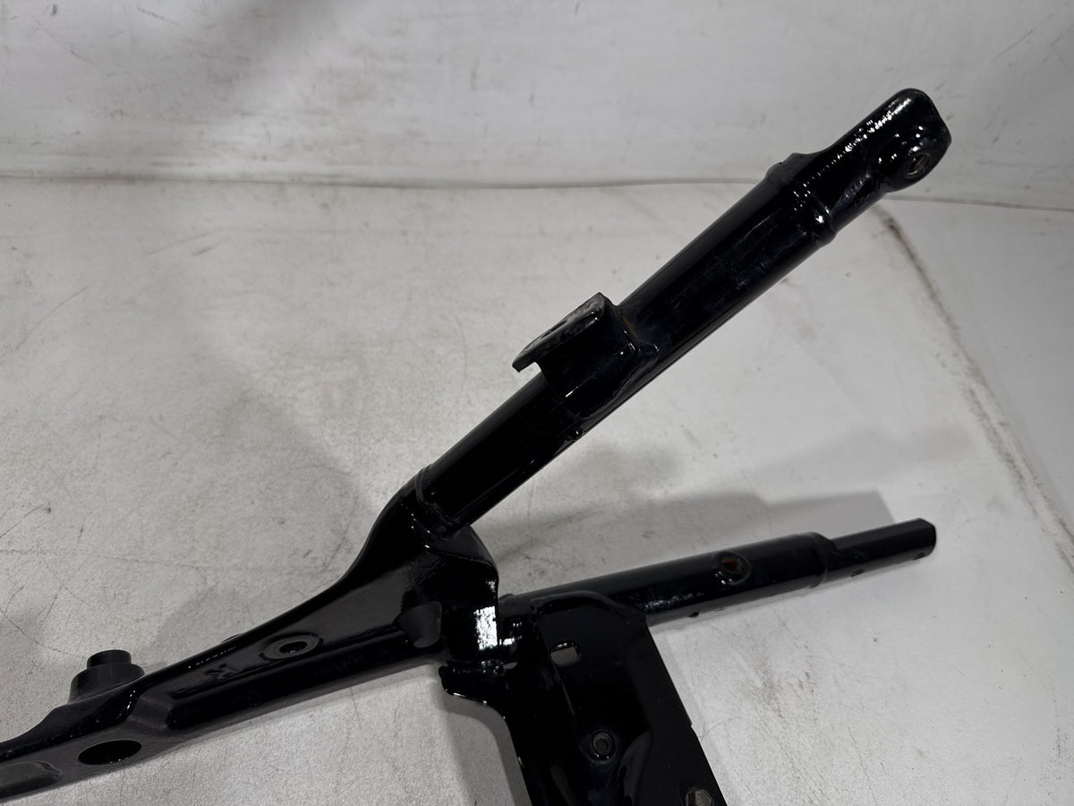2011 Harley Electra Glide Touring OEM Rear Back Sub Frame Rail Bar 48079-09BHP