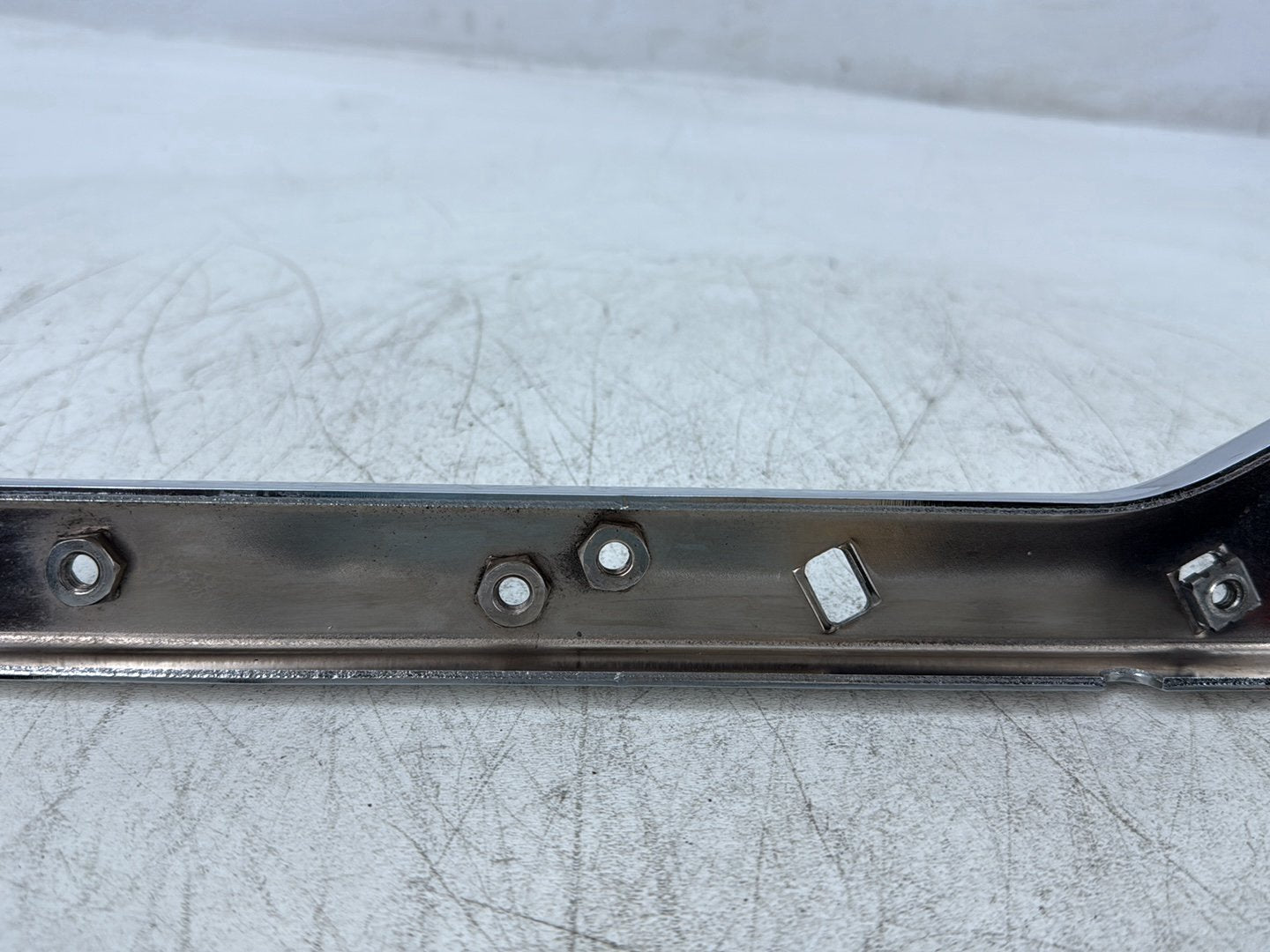 07 Harley Touring Electra Glide OEM Left &amp; Right Saddlebag Mount Brackets