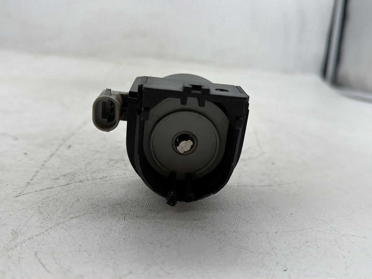 2018 Harley Road Glide Touring FLTRXS OEM Ignition Switch Cylinder Barrel Lockset NOKey