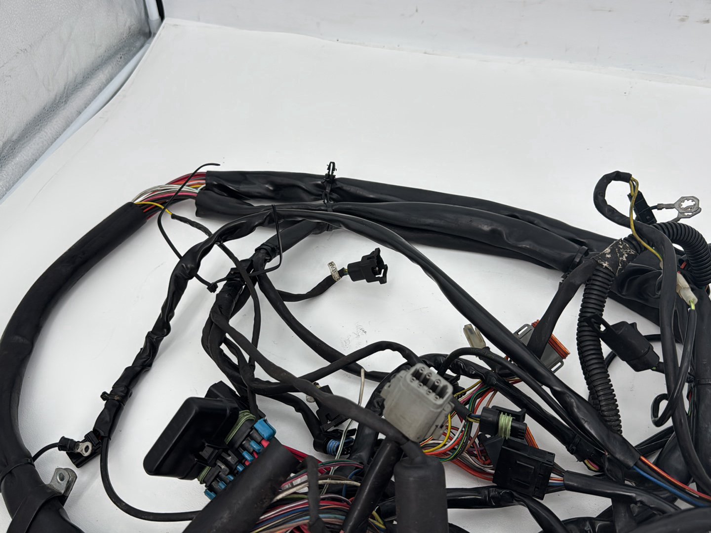 1999 - 2006 Harley-Davidson Touring Electra Glide Classic Main Wire Wiring Harness Loom 70985-01