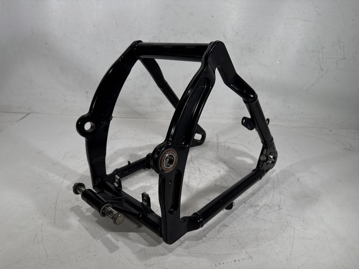 2003 Harley Softail Deuce FXSTDI OEM Rear Fork Swingarm Swing Arm 47573-00A