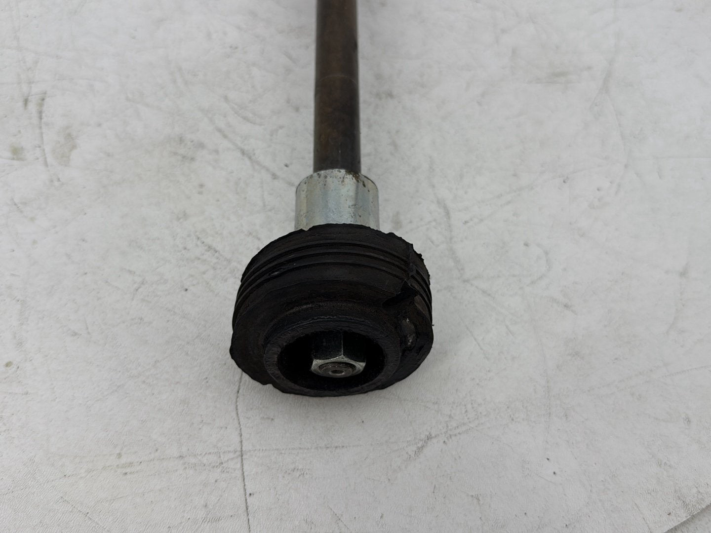 1999 - 2006 Harley-Davidson Touring Electra Glide Ultra Rear Fork Swingarm Pivot Bolt Shaft 47505-02