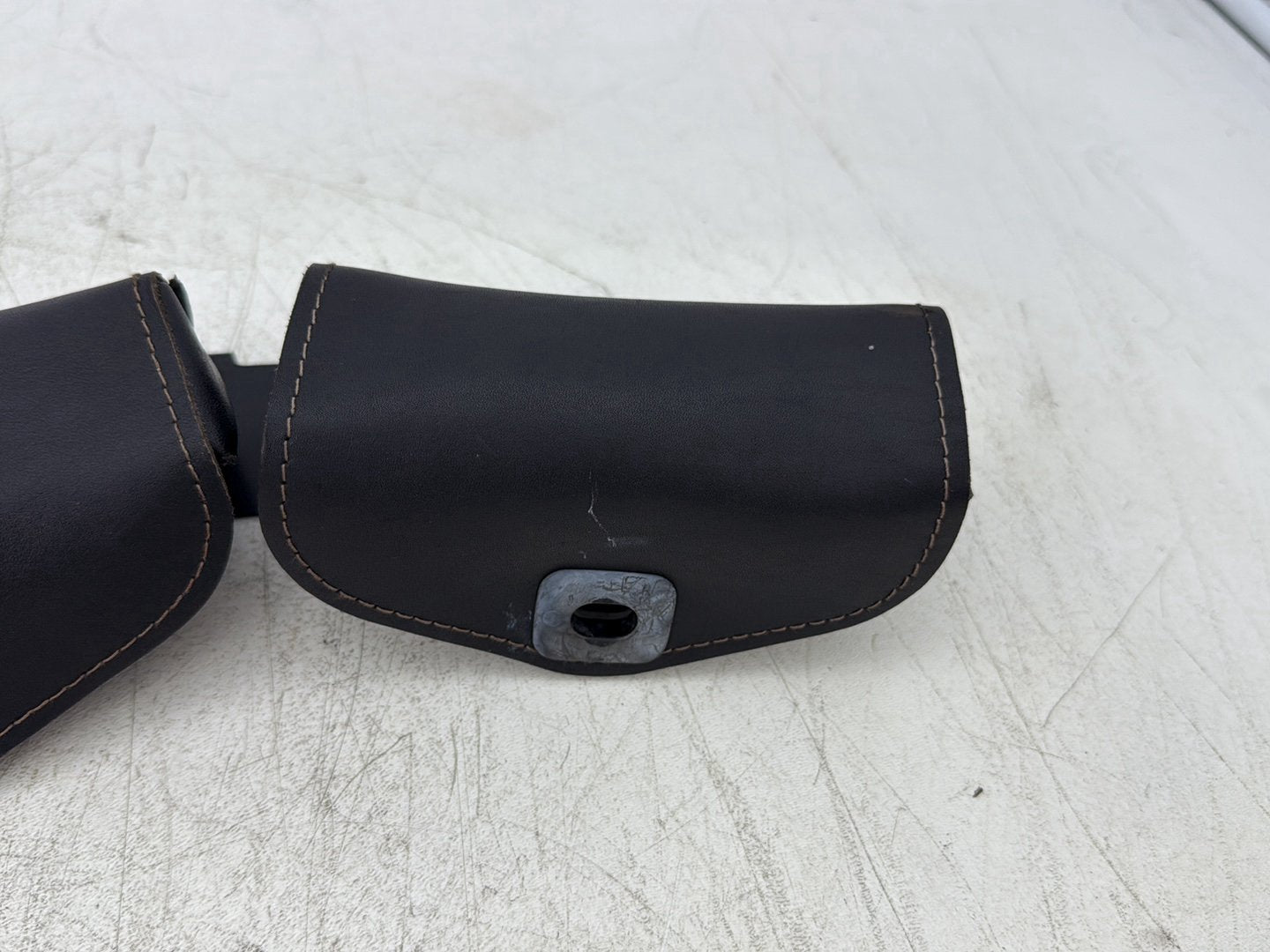 1998 Harley Touring FLHTCUI Electra Glide Ultra OEM Front Onboard Tool Bag Leather Storage