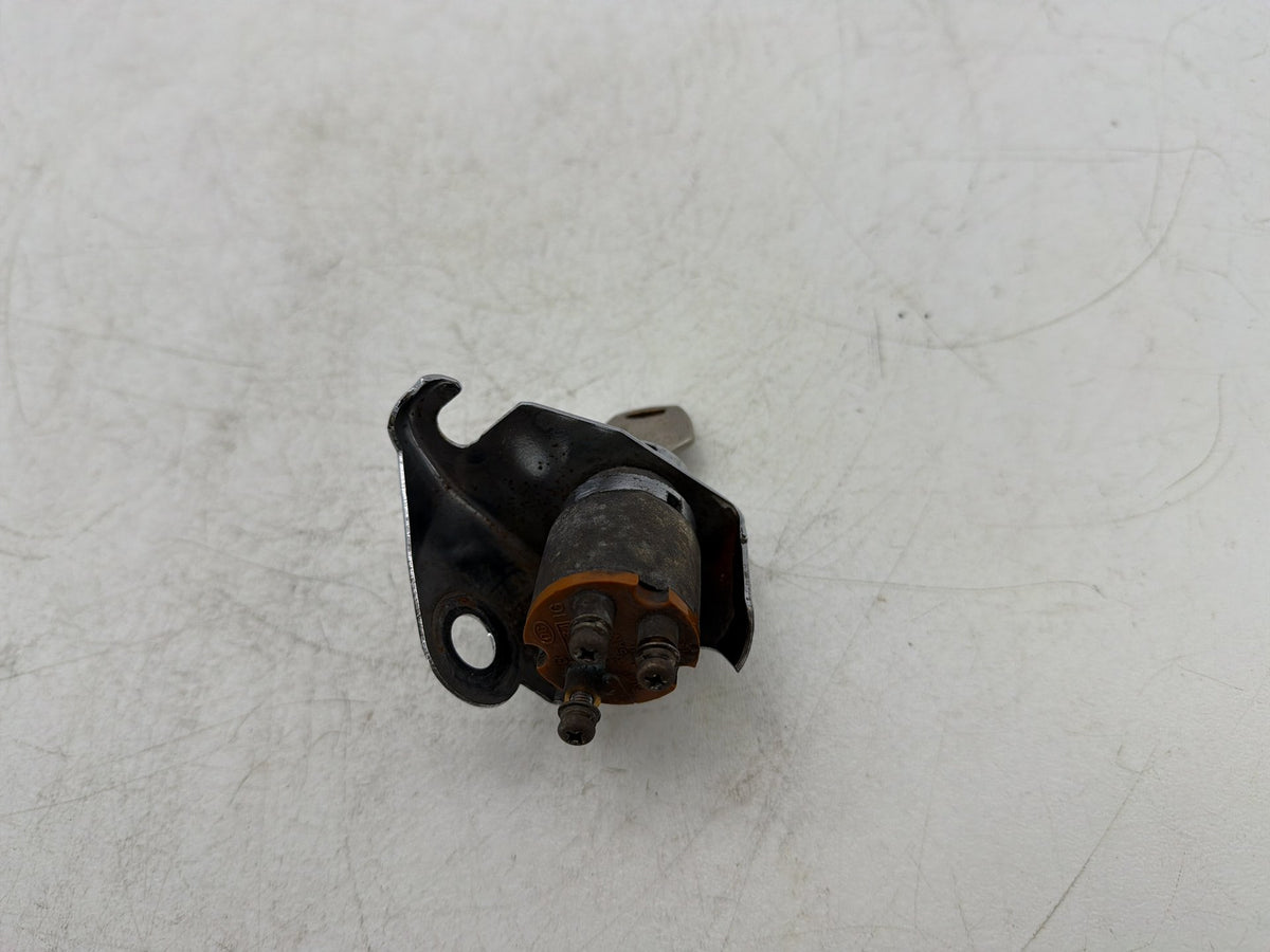 91 Harley Sportster 883 XLH883 OEM Ignition Switch Cylinder Barrel Lockset & Key