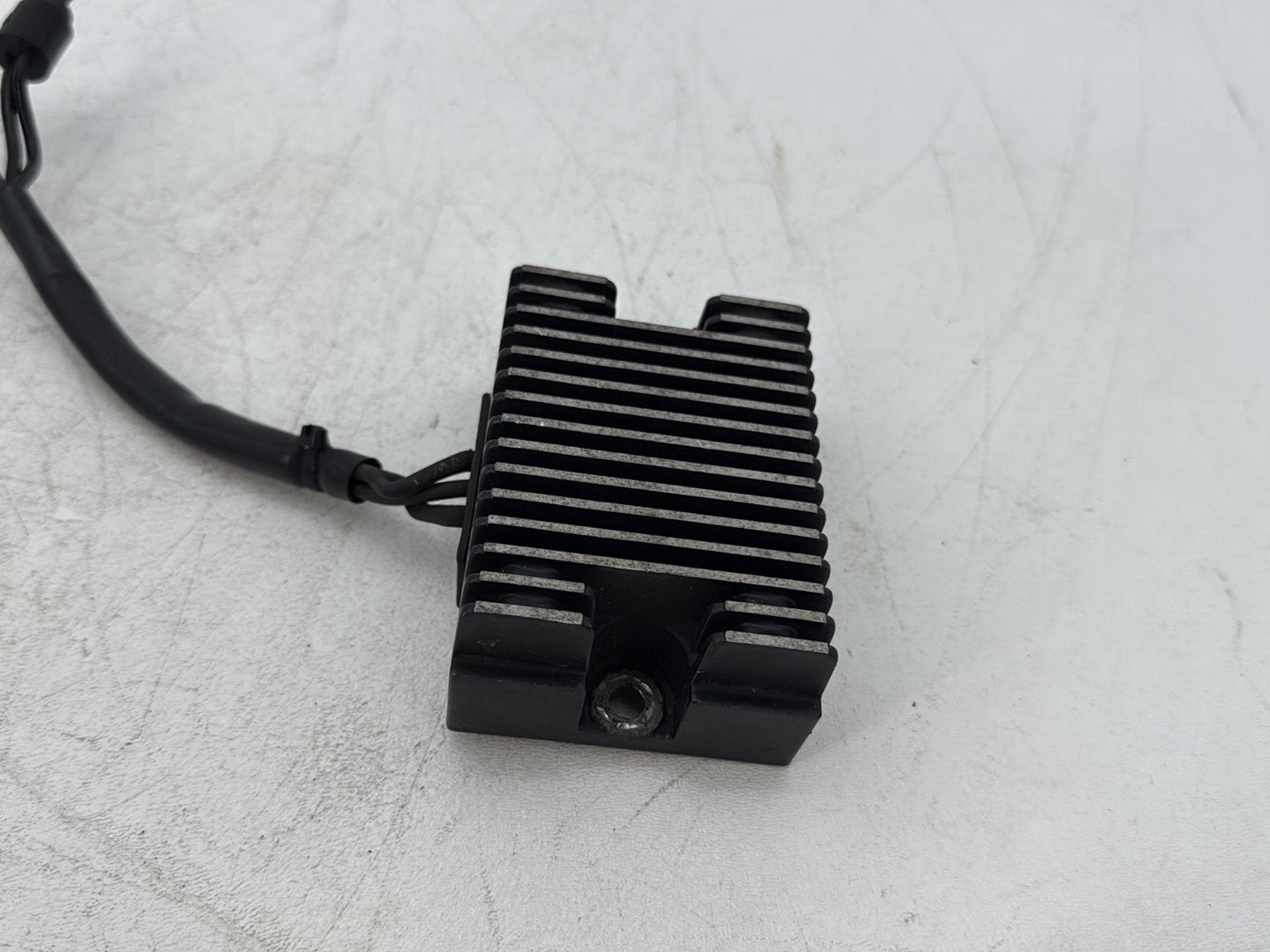 2001 Harley Sportster 883 Hugger XLH883 OEM Voltage Regulator Rectifier