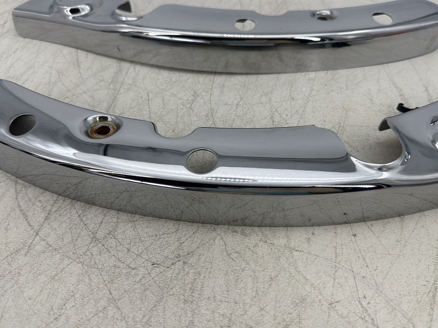 2011 Harley Street Glide Touring FLHX OEM Left Right Saddlebag Fender Struts Brackets