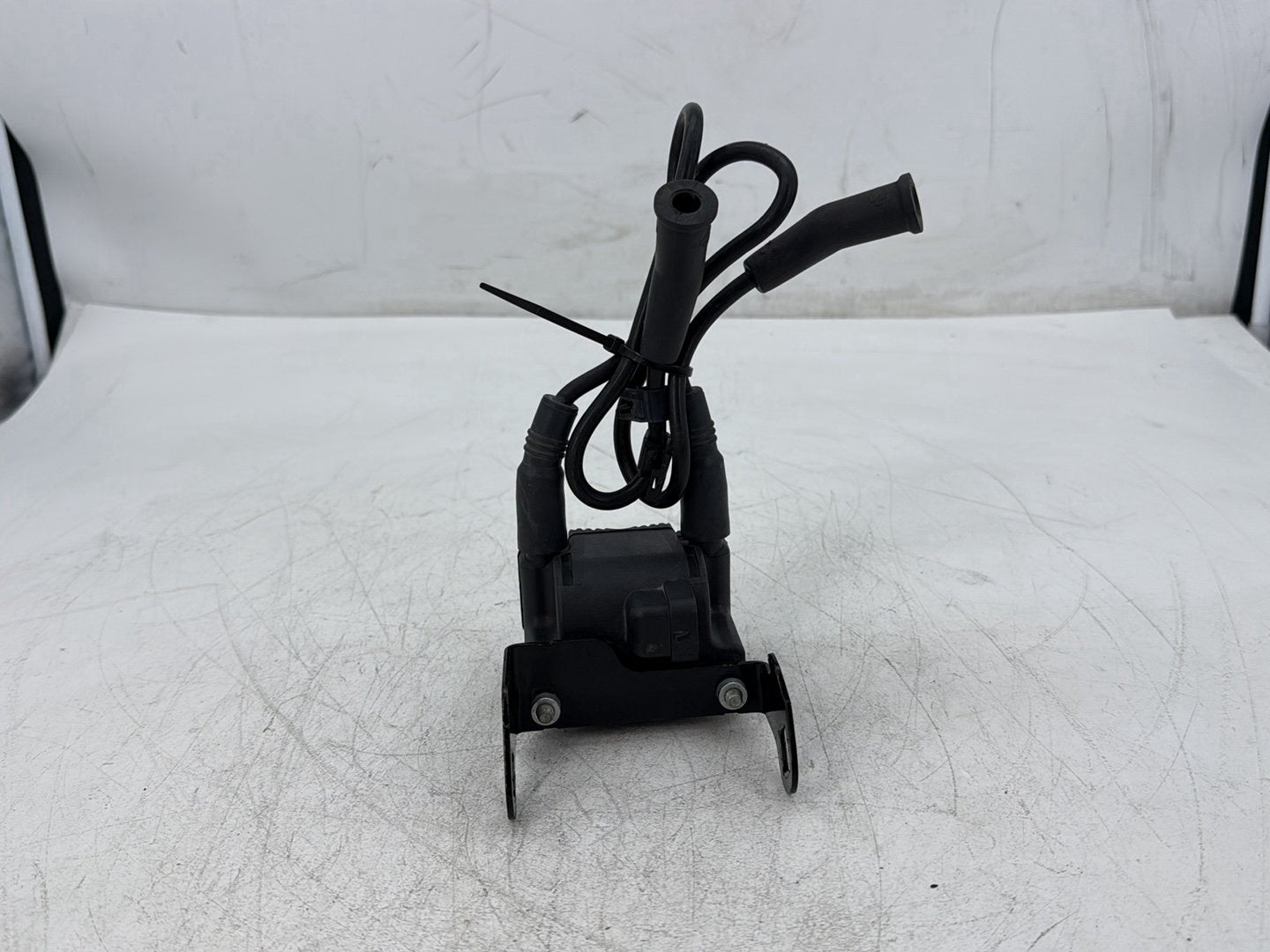 2005 Harley Electra Glide Touring Ultra FLHTCUI OEM Ignition Coil Spark Plugs Cable