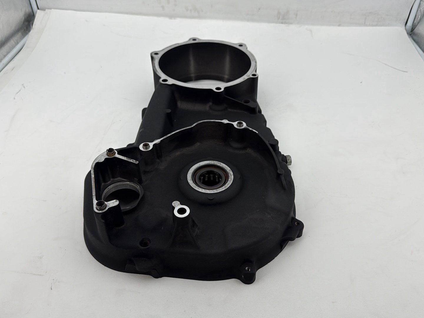 2011 Harley Road King Touring FLHRC Classic OEM Inner Primary Clutch Cover