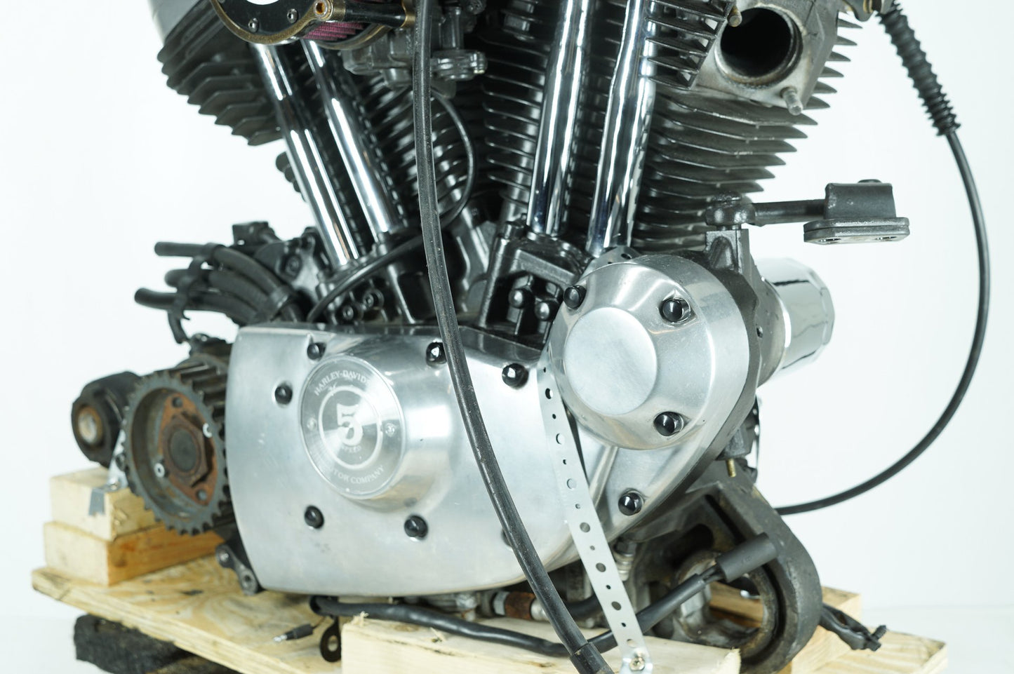 2004 - 2013 Harley-Davidson Sportster Base 883 CARB 883 Engine Motor Transmission 16052-04