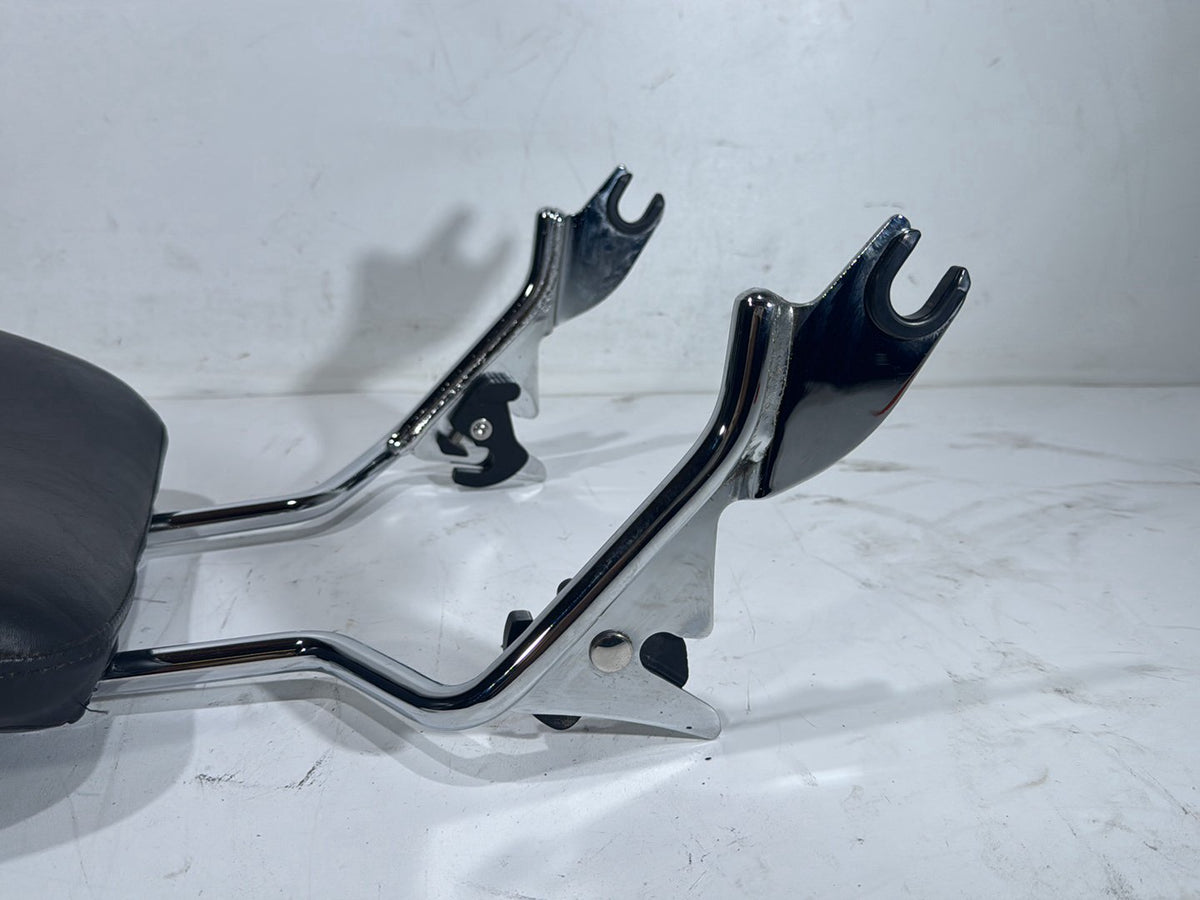 2014 Harley Street Glide Touring FLHXS OEM Rear Sissy Bar w/ Backrest Cushion Pad