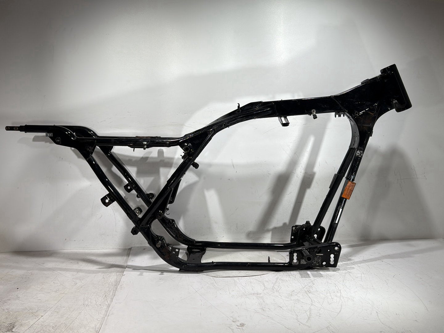 1995 Harley Road King Touring FLHR OEM Body Main Frame Chassis CLN CLR