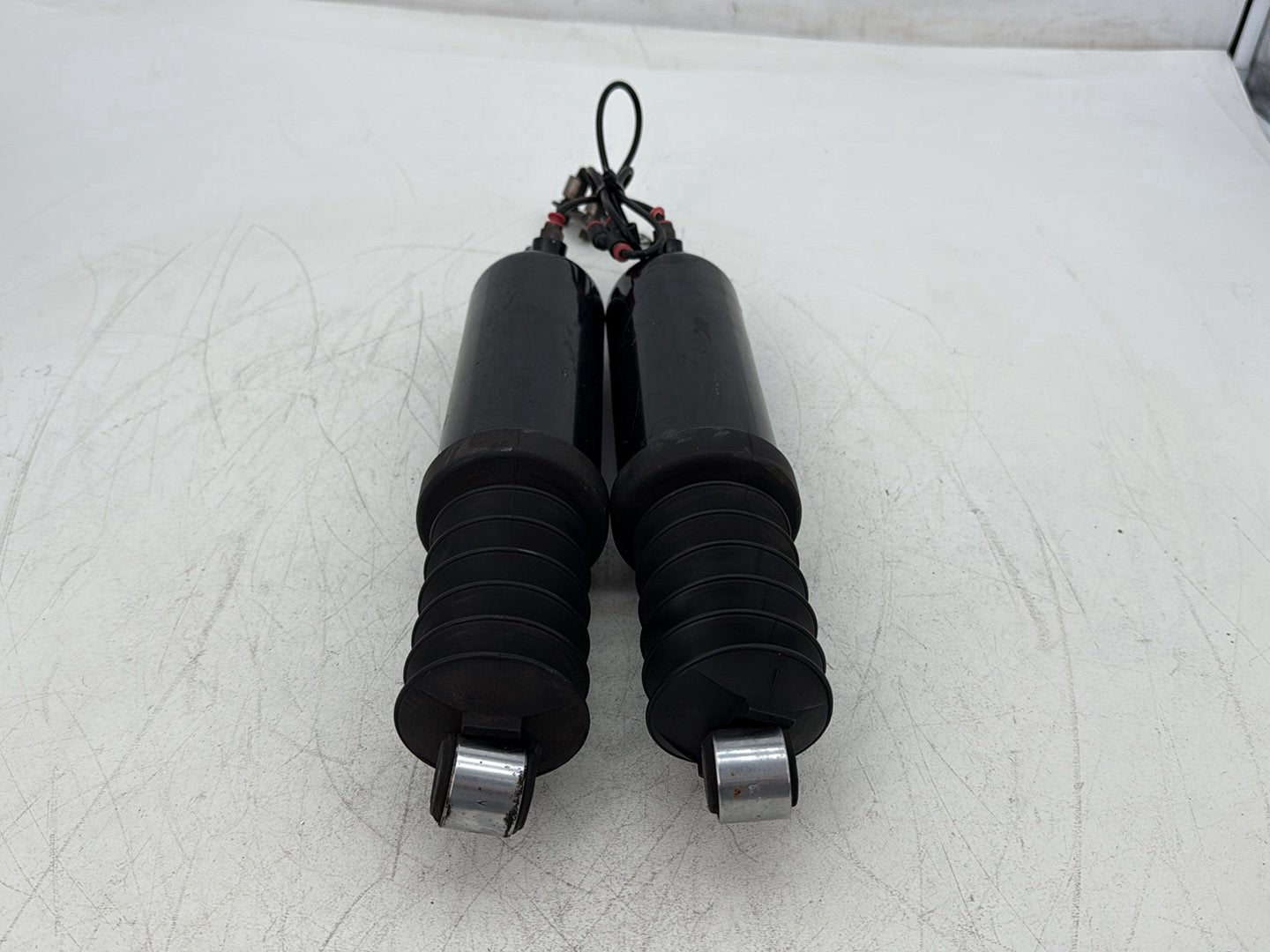 2000 Harley Touring Electra Glide Ultra OEM Rear Left Right Shock Absorbers 13"