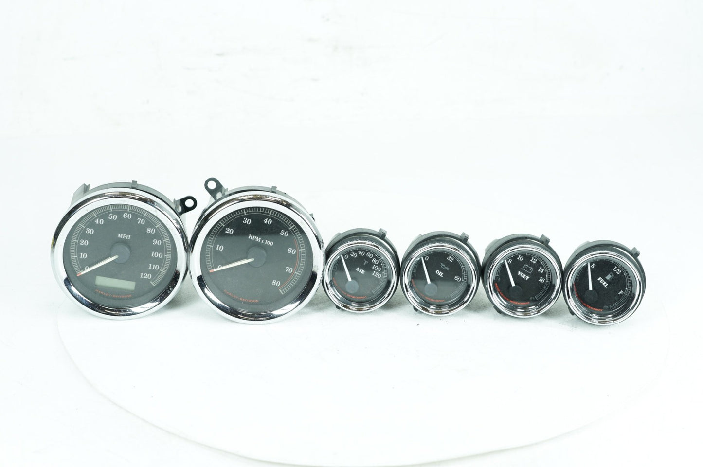2007 - 2012 Harley-Davidson Touring Electra Glide Ultra Air Oil Volt Fuel Tacho Speedo Gauges 67349-08