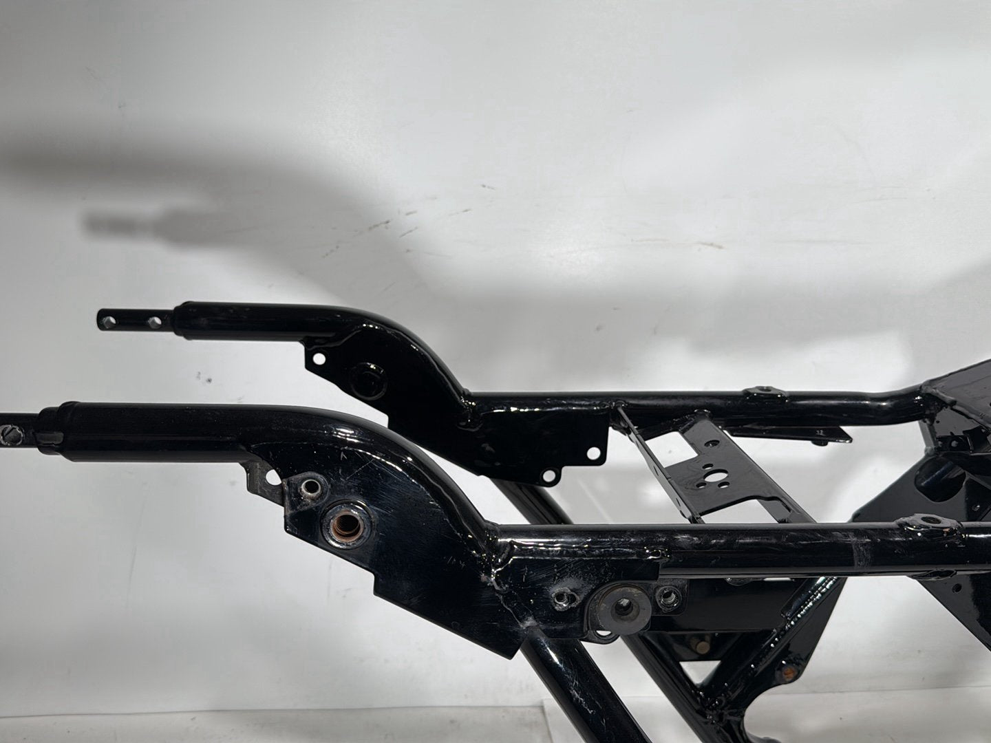 2007 Harley Electra Glide Touring Ultra FLHTCUI OEM Body Main Frame Chassis SLVG