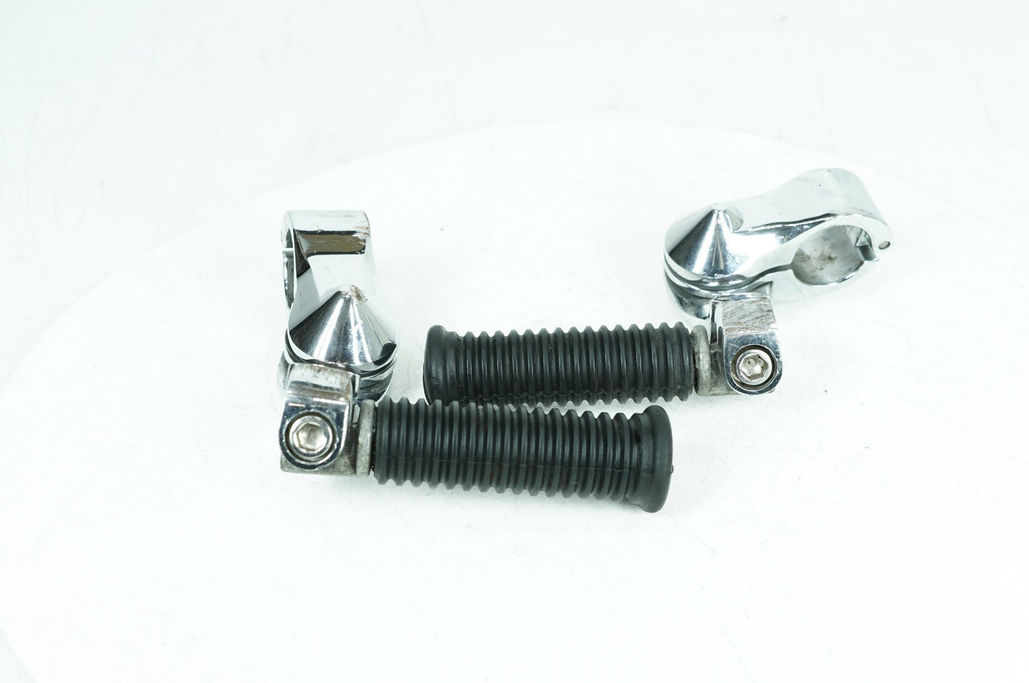 2004 - 2013 Harley-Davidson Sportster Custom Front Right Left Highway Foot Pegs 50830-07A