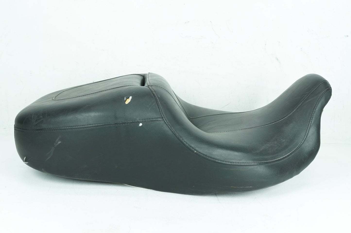 2007 - 2013 Harley-Davidson Touring Electra Glide Ultra Passenger Rider Driver Seat Saddle 52164-10