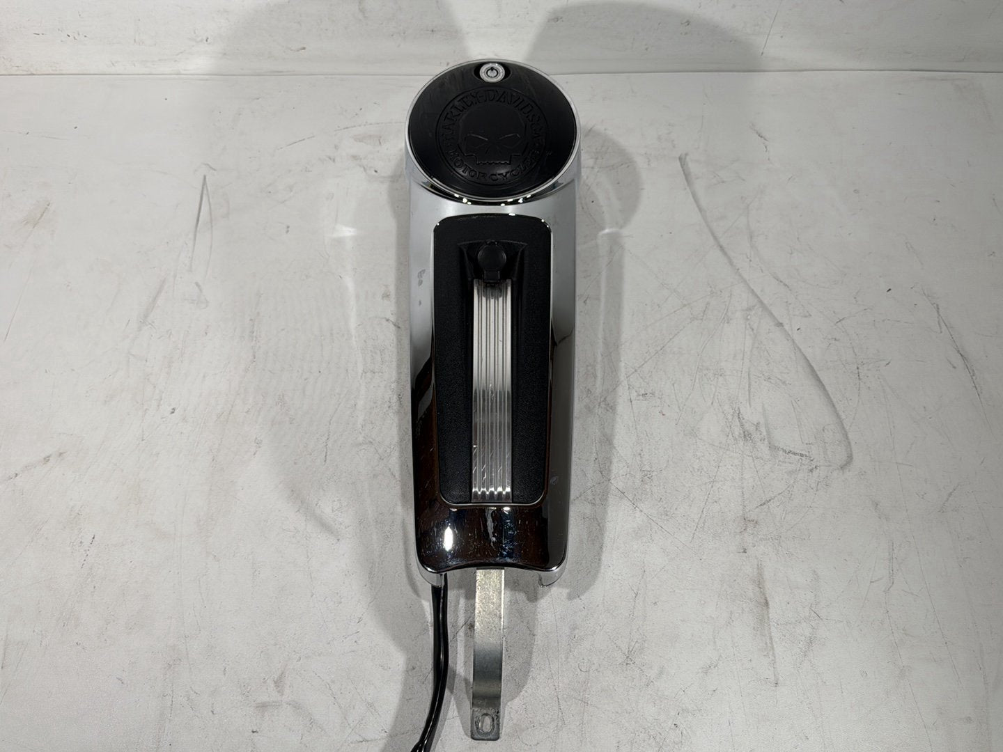 2013 Harley Electra Glide Touring Ultra FLHTCUI OEM Fuel Gas Tank Dash Console NOKey