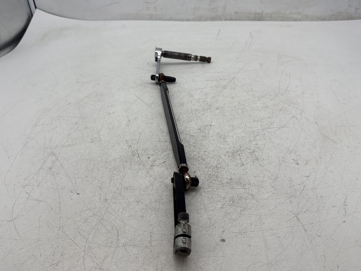 2010 Harley Road King Touring Classic OEM Gear Shifter Lever w/ Rod linkage