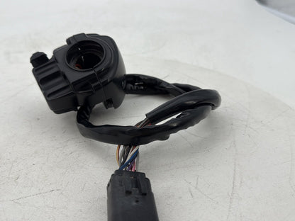 2008 - 2016 Harley-Davidson Touring Electra Glide Ultra Right Engine Start Kill Switches Controls 	71684-06A