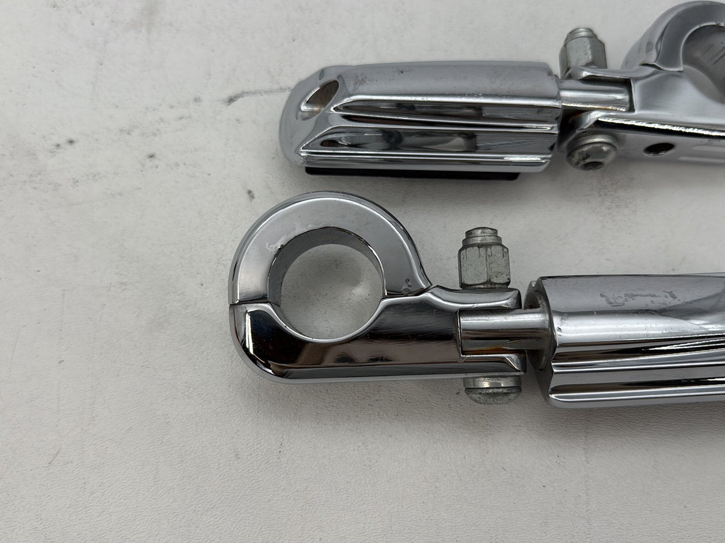 2004 Harley Softail FLSTC Heritage Classic OEM Front Right Left Highway Foot Pegs