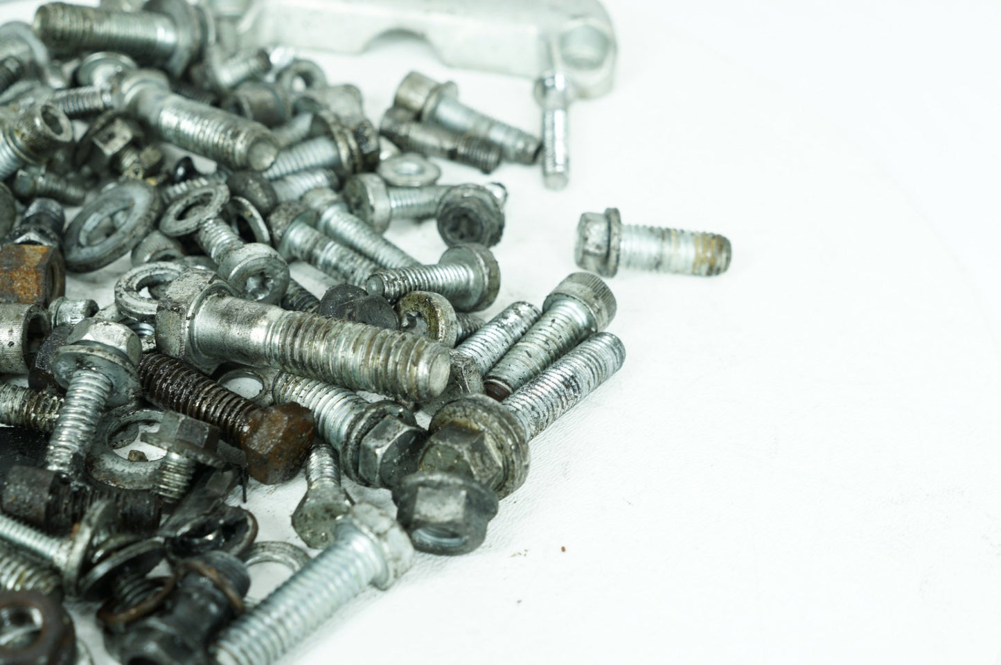 2007 - 2012 Harley-Davidson Touring Street Glide Hardware Bolts Nuts & Brackets