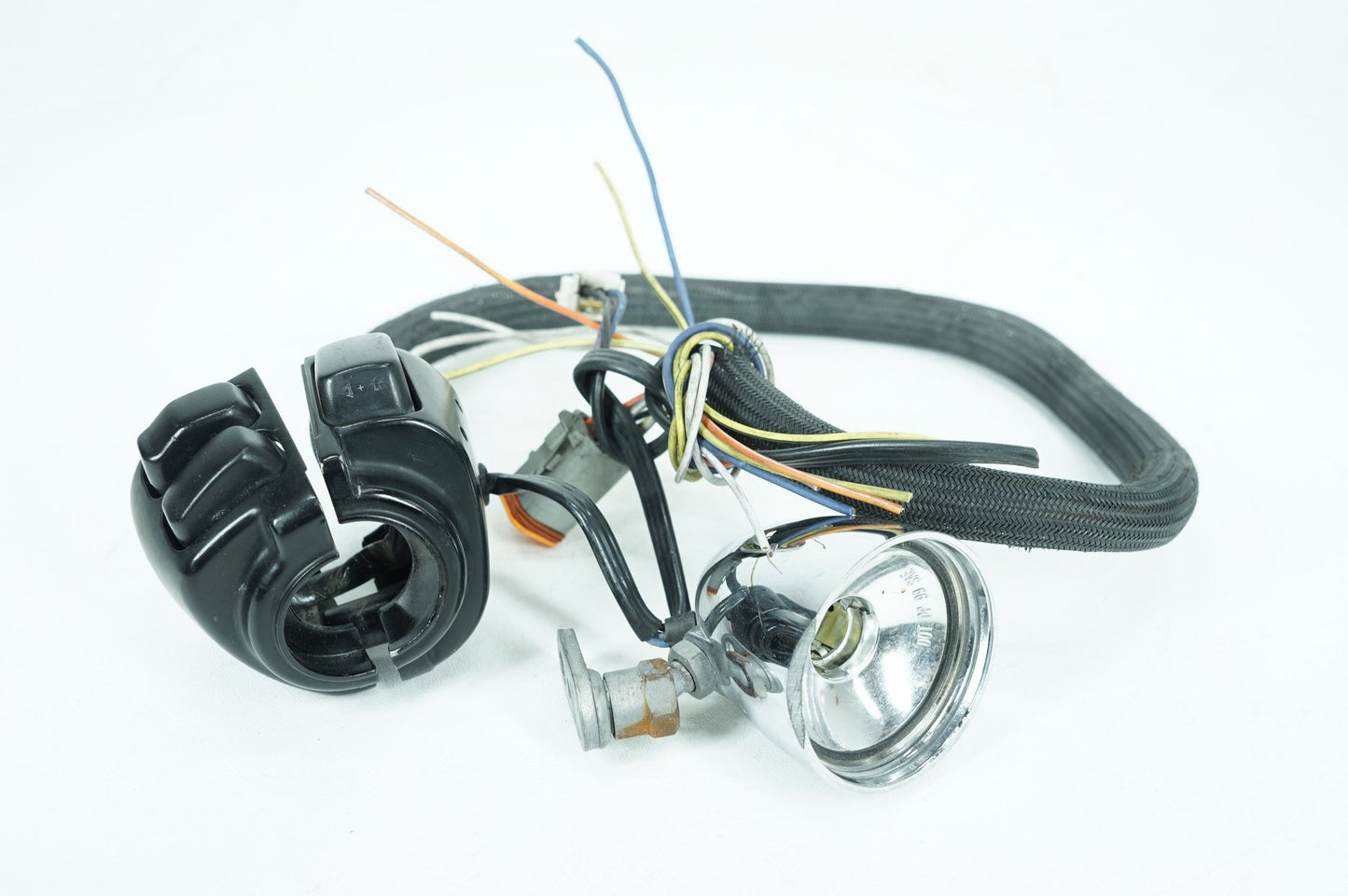 2000 - 2006 Harley-Davidson Dyna Street Bob Left Turn Signal Headlight Switches Controls 71597-96B