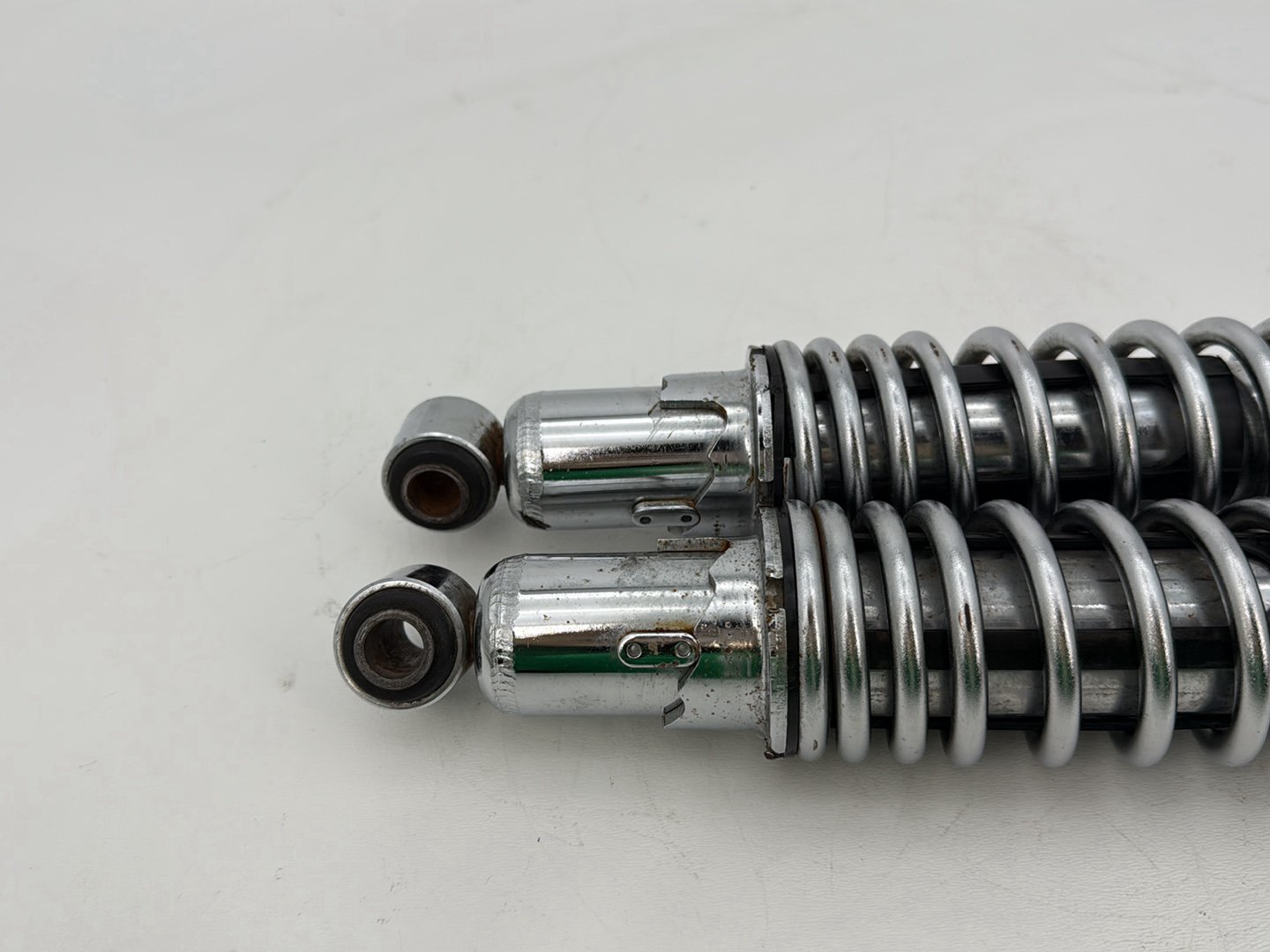 2009 Harley Sportster XL1200C 1200 Custom OEM Rear Left Right Shock Absorbers