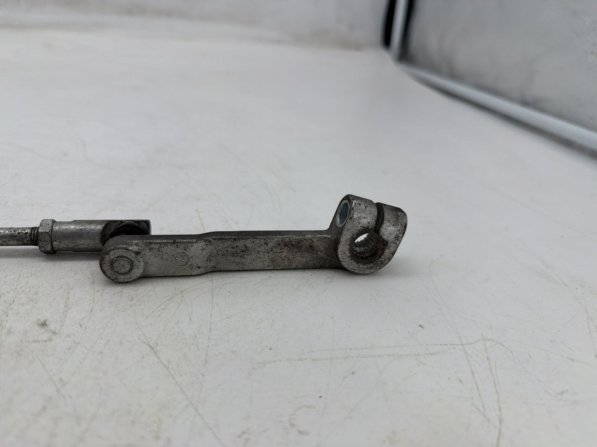 2006 Harley Softail Deuce FXSTDI OEM Gear Shifter Lever Arm w/ Rod linkage