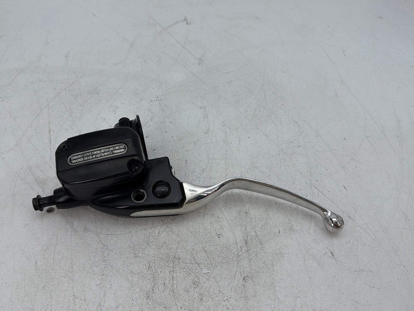 2018 Harley Electra Glide Touring Ultra FLHTCU OEM Front Left Hand Clutch Lever Master Cylinder