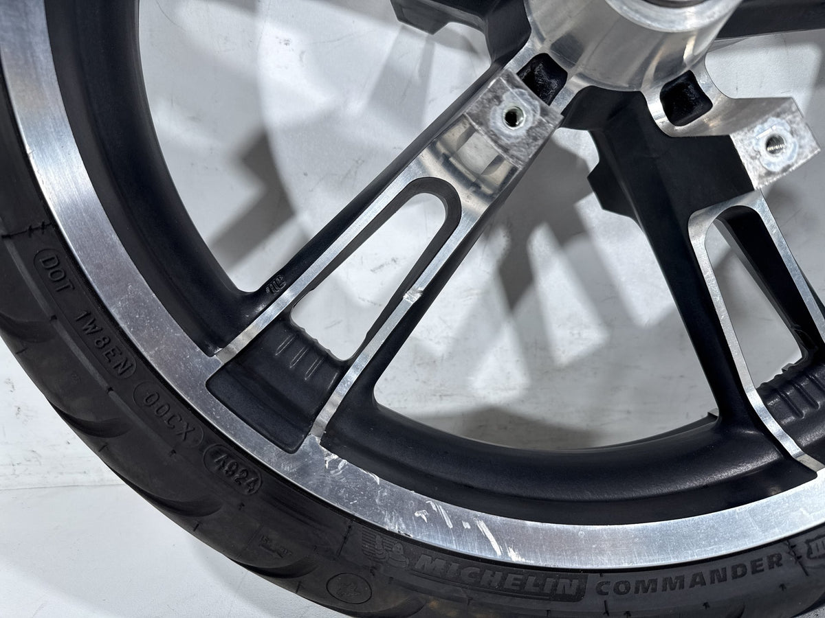 2006 Harley Street Glide Touring FLHX OEM Front Wheel Rim Tire 130/60B19 19"