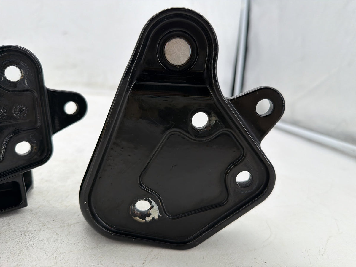 2001 Harley Softail Deuce FXSTD OEM Left & Right Driver Step Foot Rest Pegs