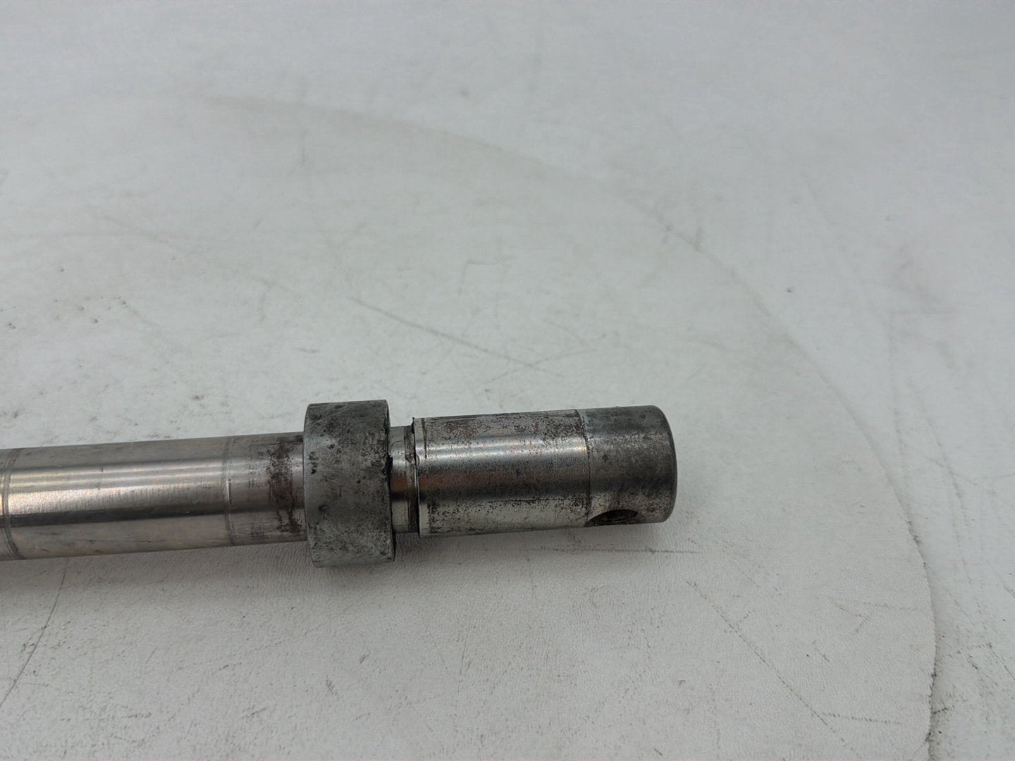 2007 - 2017 Harley-Davidson Dyna Super Glide Custom Front Wheel Axle Bolt Shaft 40928-06