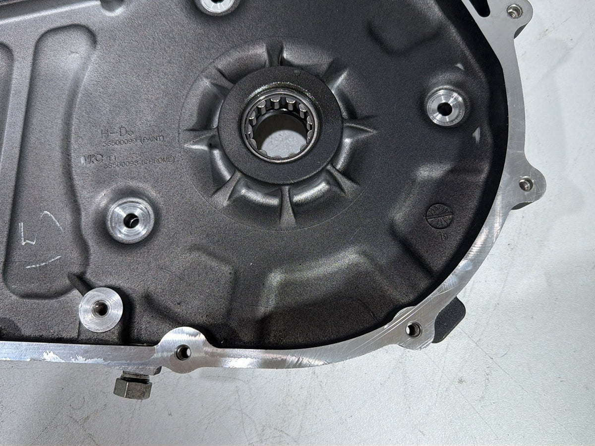 2019 Harley Softail Street Bob FXBB OEM Inner Primary Clutch Cover 36500099